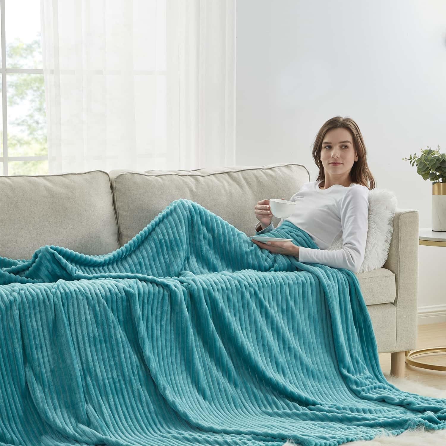 Blue Throw Blanket for Couch - Cozy Warm Fuzzy Blankets for Women, Set of 2 Small Fleece Throws for Girls - Teal Blue, 50 X 60 Inches